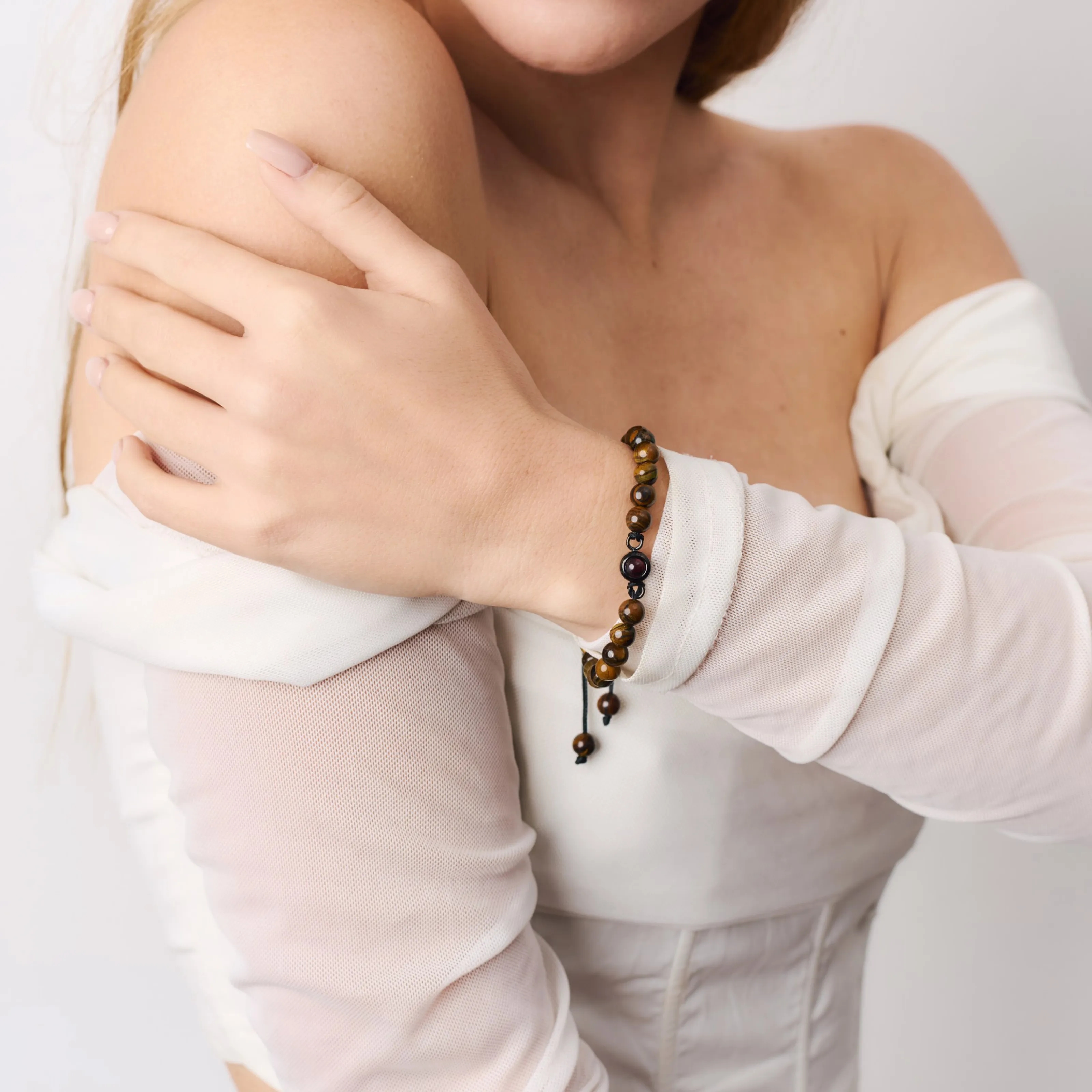 Сувенирный браслет из тигрового глаза и амазонита мистический аксессуар