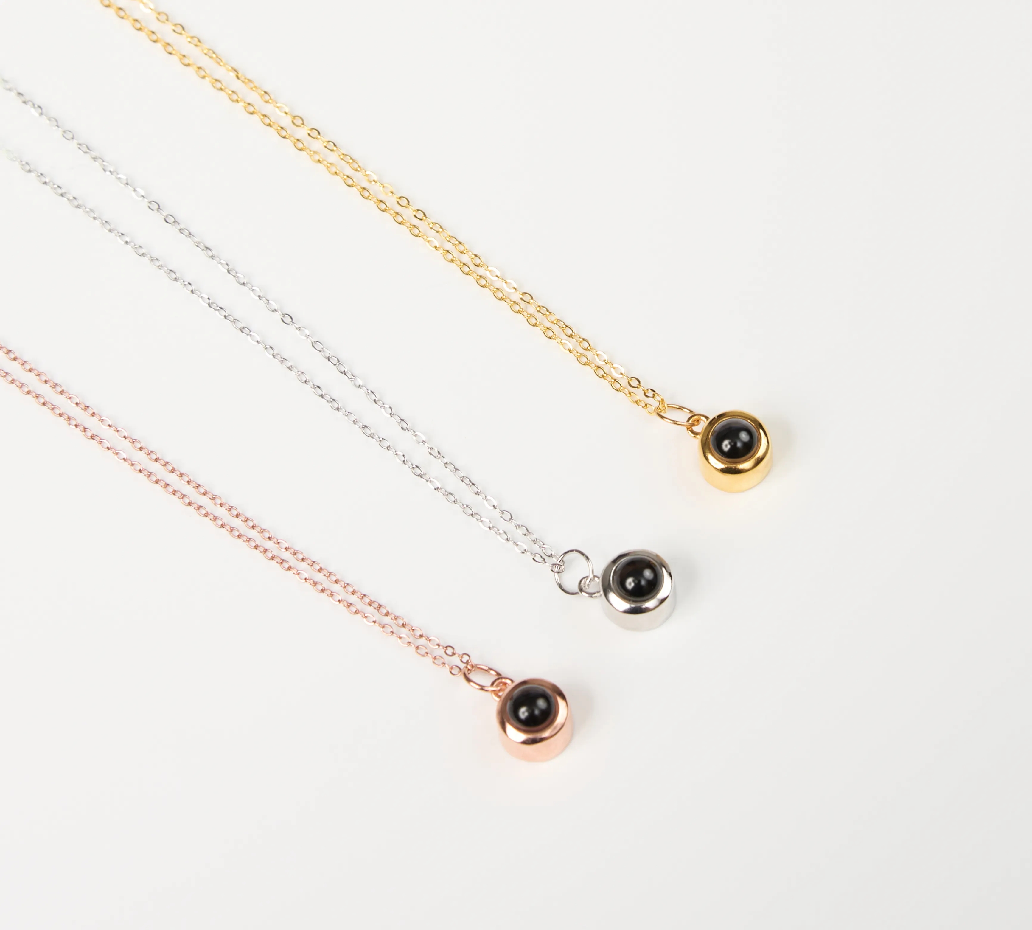 Браслет с подвеской шарик в розовом золоте женский аксессуар