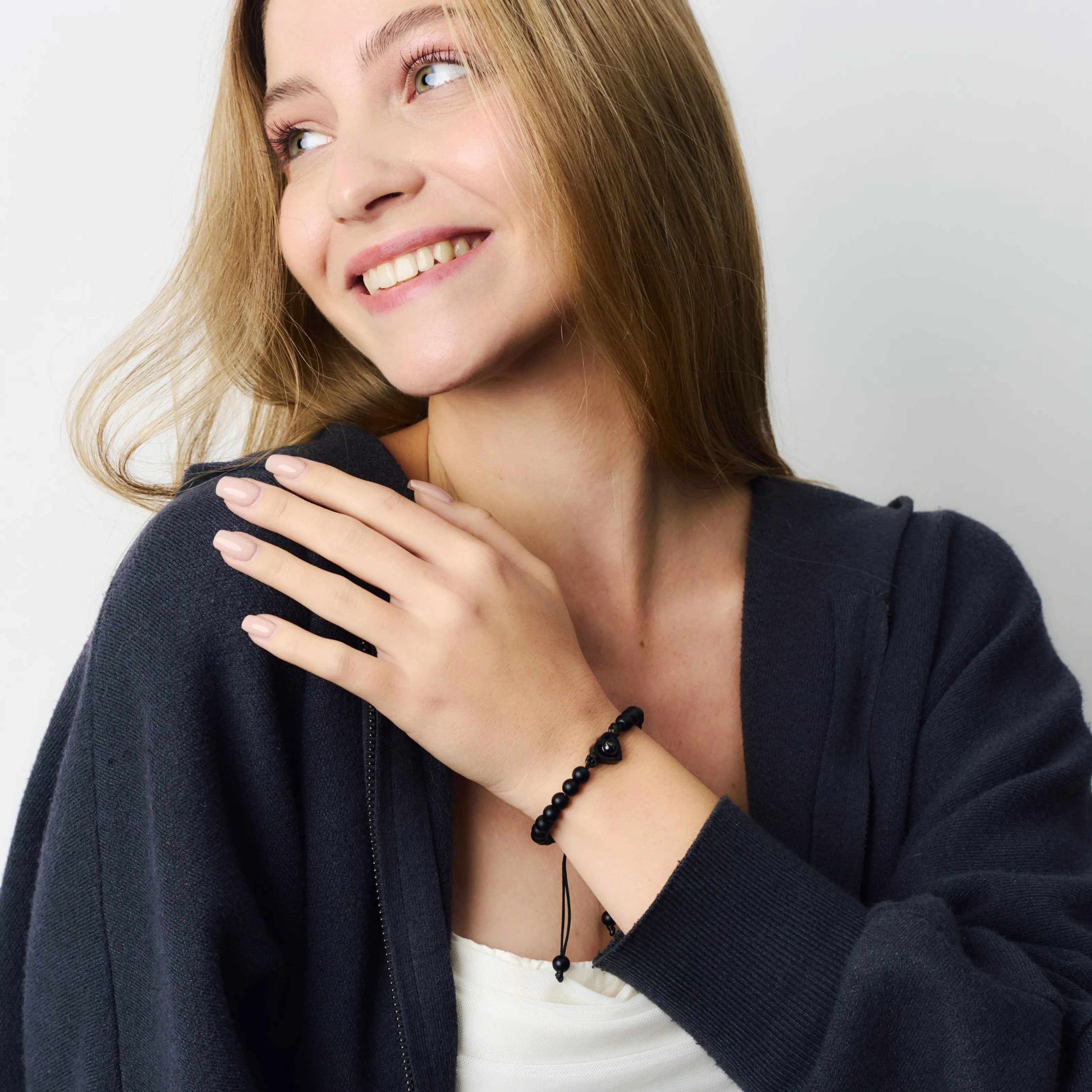 Браслет из чёрного агата для знака Лев камень уверенности