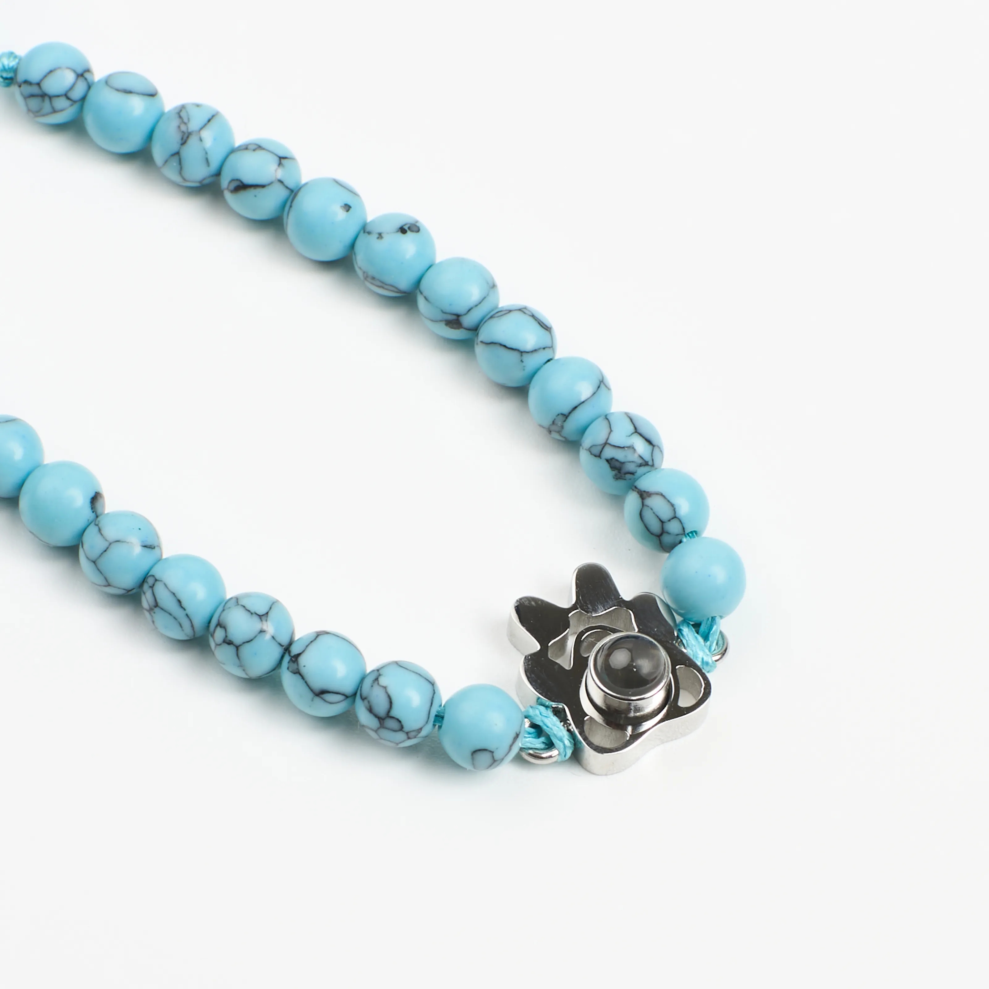 Голубой браслет с фото внутри