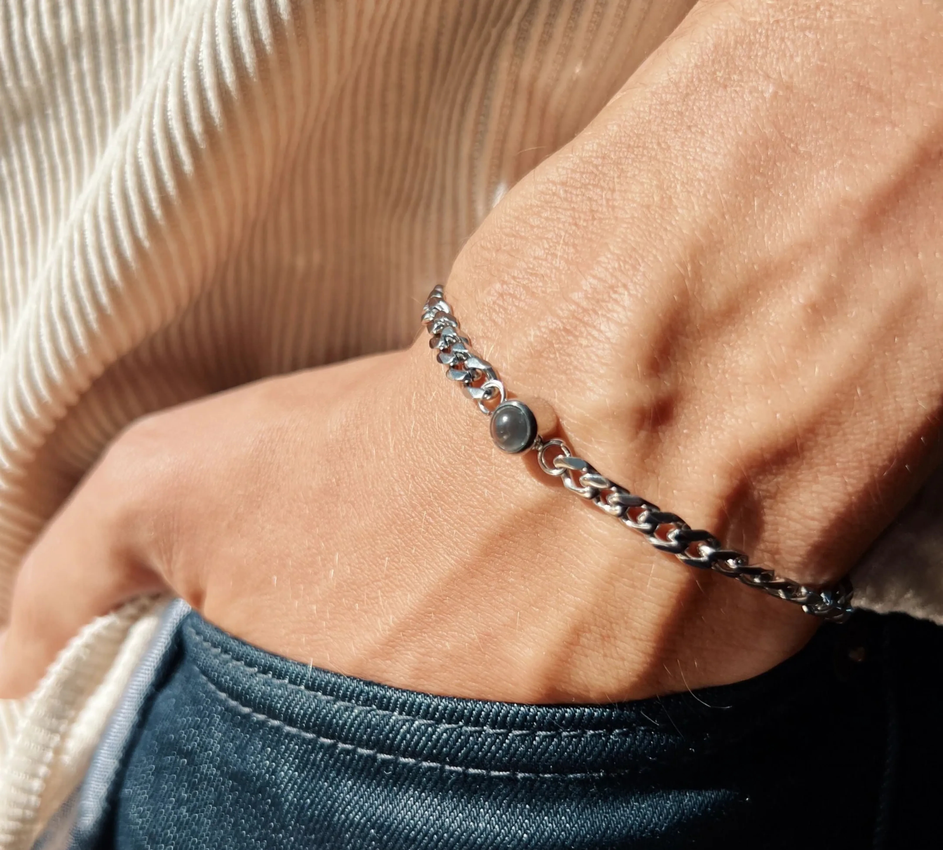 Стальной мужской браслет с гравировкой имени и фотографией